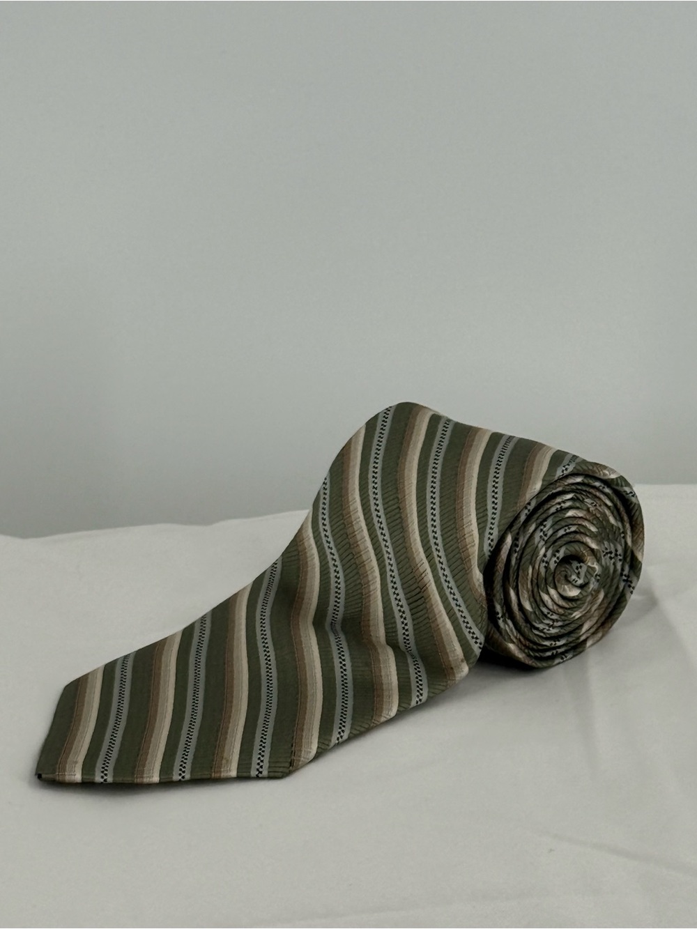 Joseph & Feiss Olive and Tan Striped Men’s Tie